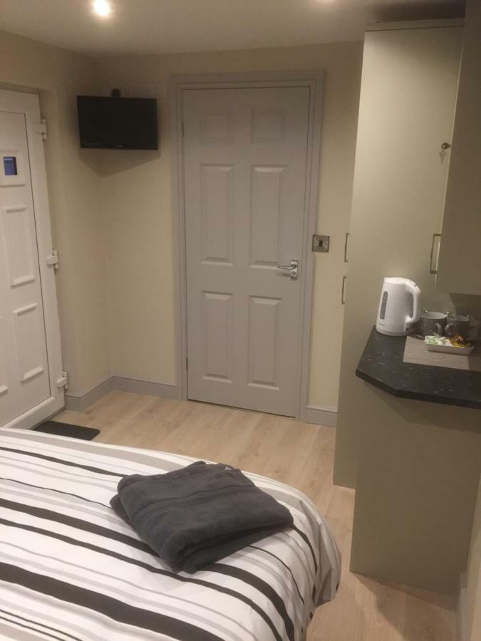 Private En-Suite Guestroom Ruthin Luaran gambar